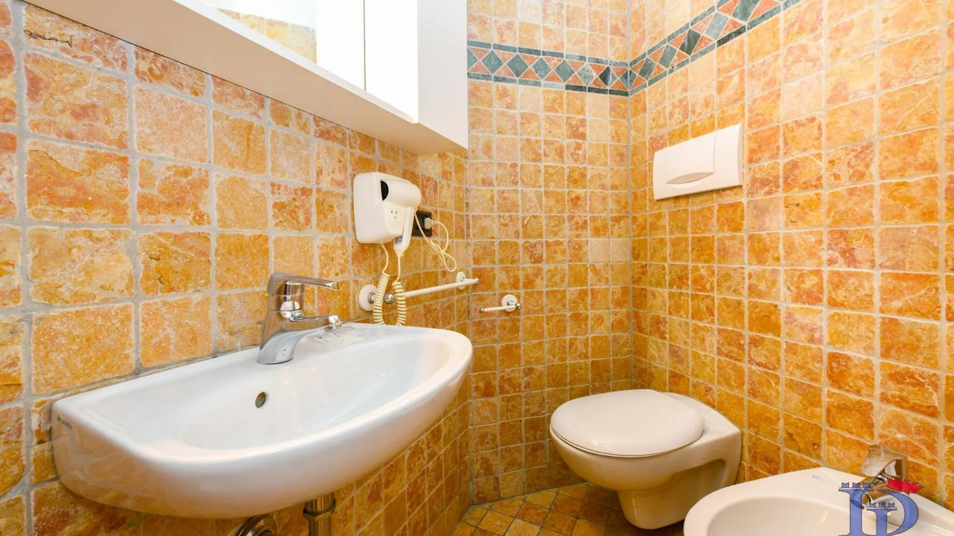 דסנזאנו דל גארדה Desenzanoloft Official Partner Marriott Homes & Villas - Let It Be A Dream - Renovation 2025 Lake View דירה