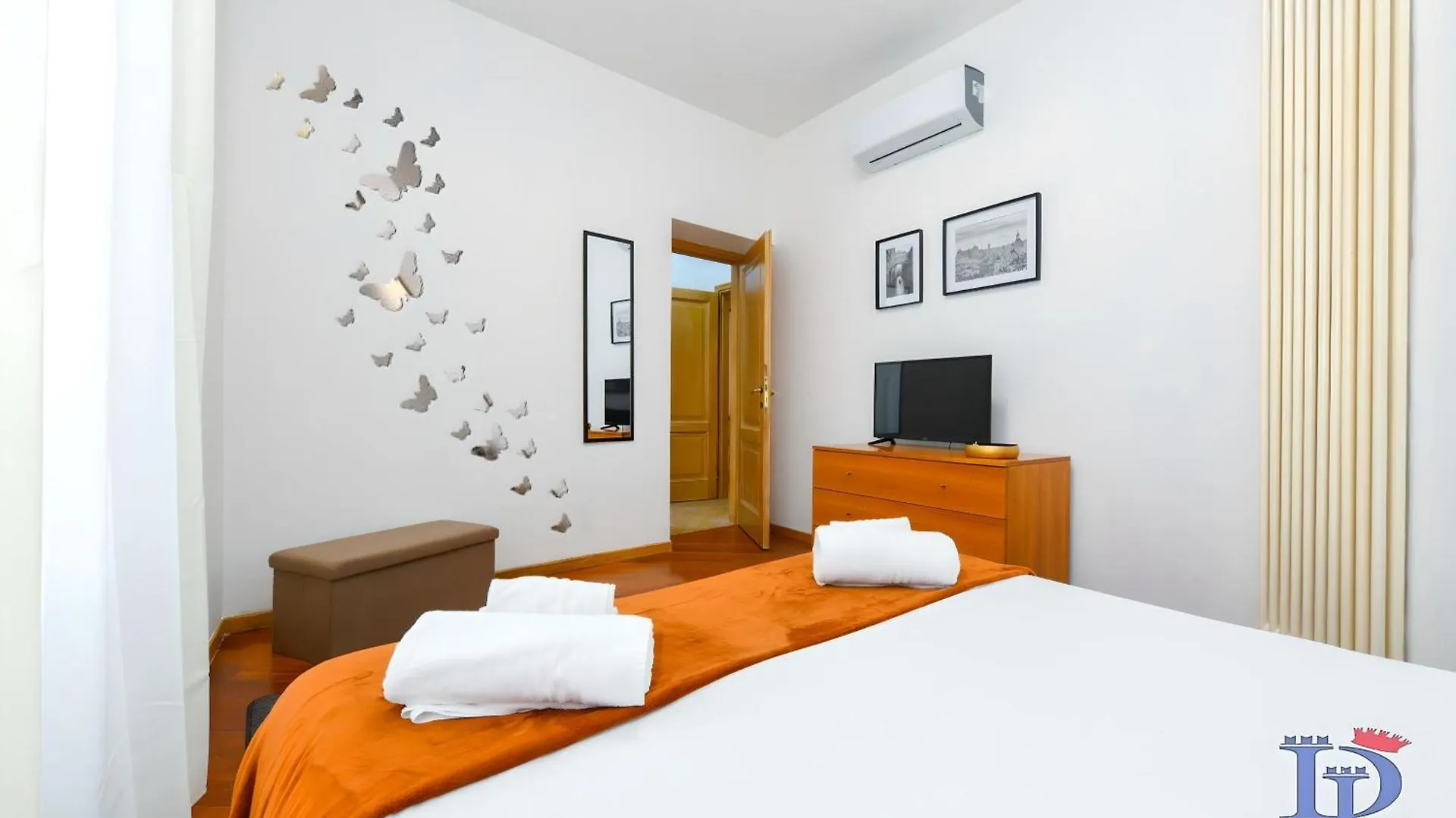 Desenzanoloft Official Partner Marriott Homes & Villas - Let It Be A Dream - Renovation 2025 Lake View Desenzano del Garda 0*,  Italy